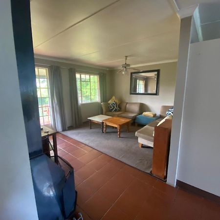 Under The Oak Villa Underberg Bagian luar foto